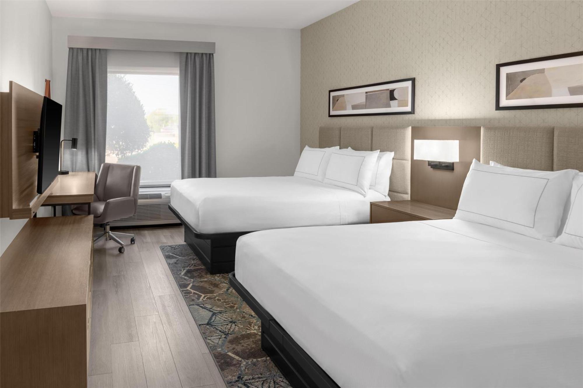 Queen Room with Two Queen Beds